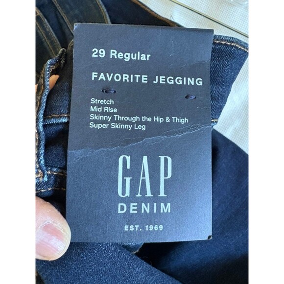 NWT Gap Women’s Distressed Favorite Jeggings, Dark Indigo Wash, Sz 29 Regular - Picture 5 of 8